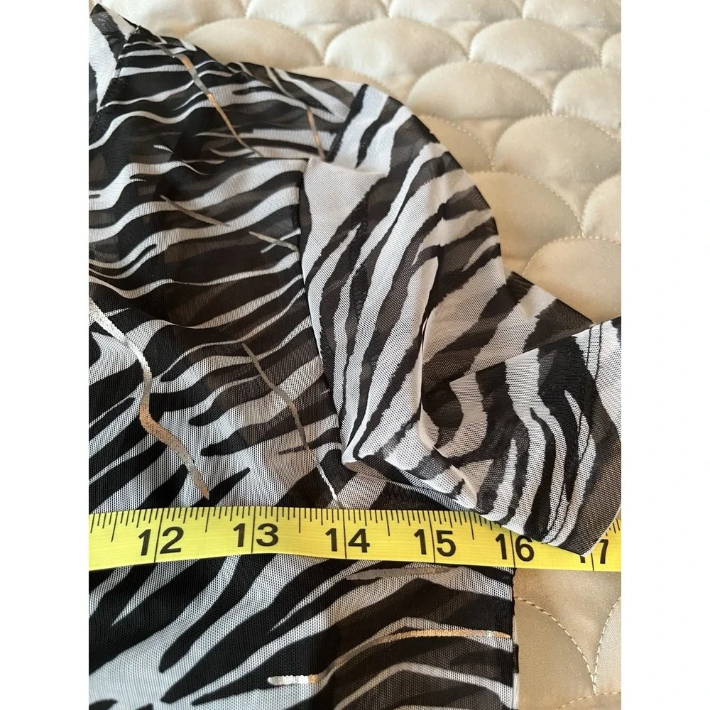 Desigual Mesh Tshirt Fashion Zebra, size small Western Boho Chic Short Sleeve - Picture 9 of 9